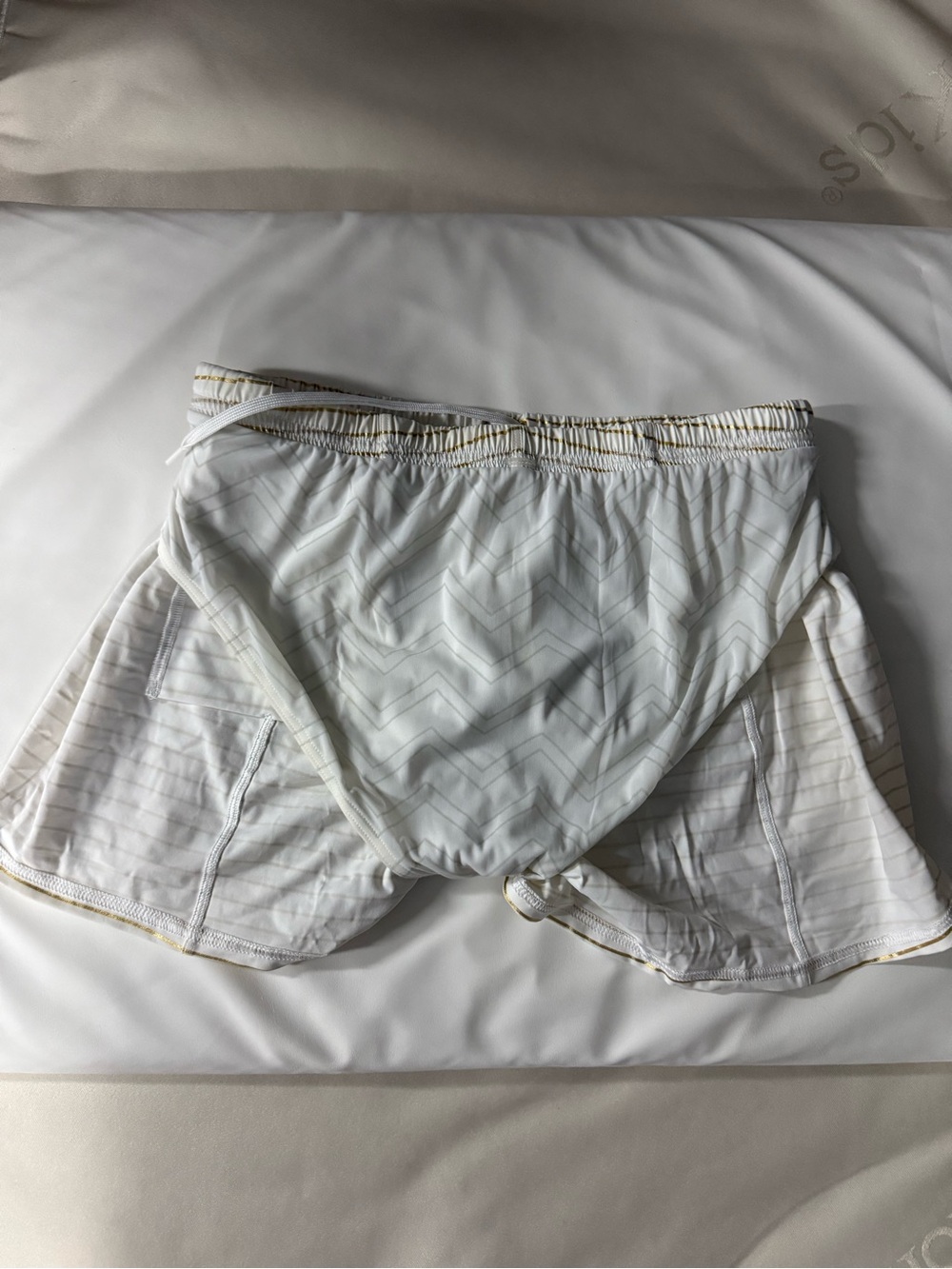 Charlie by Matthew Zink Vintage Soccer Short Swim Trunks Gold & White Sz M - Picture 5 of 5